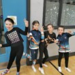 girls dancing